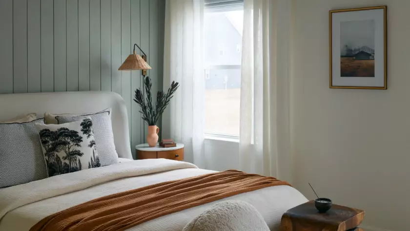 A Serene Guest Bedroom Inspired by the Provençal Charm